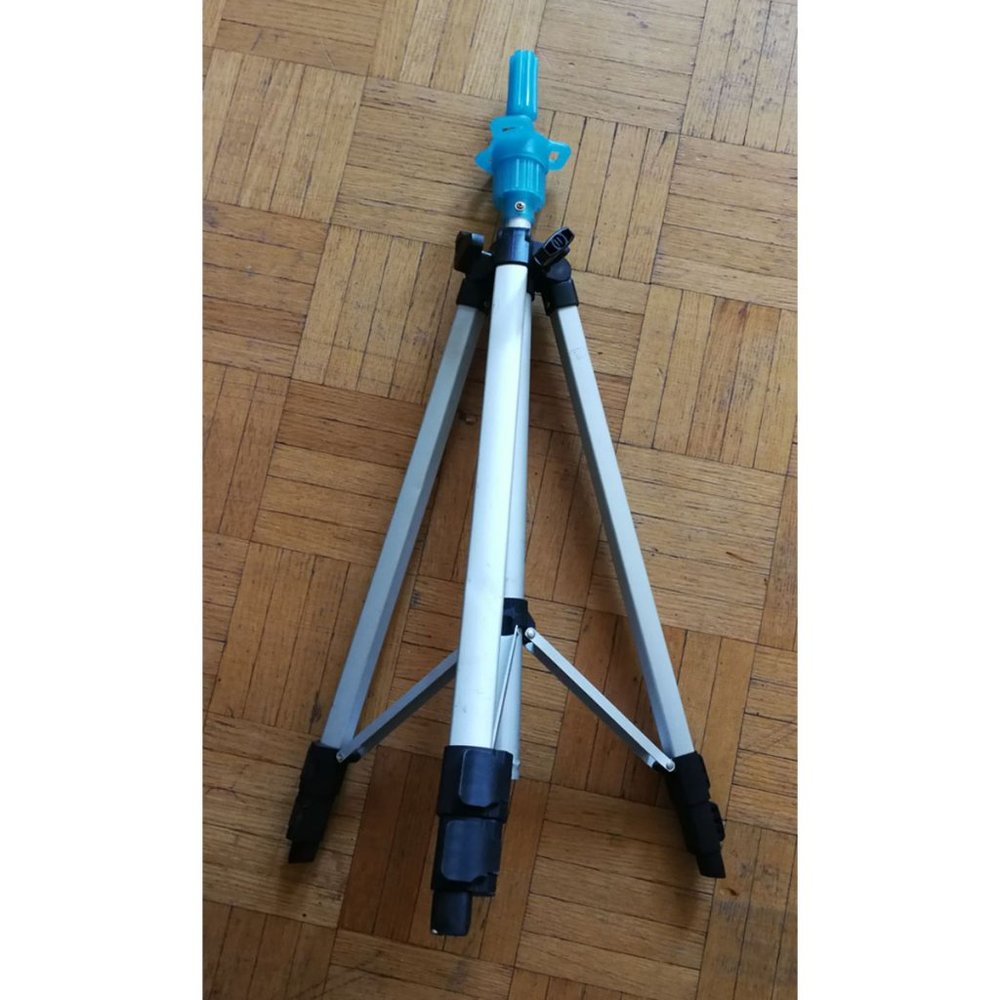 Mannequin head tri pod stand - Picture 3 of 4